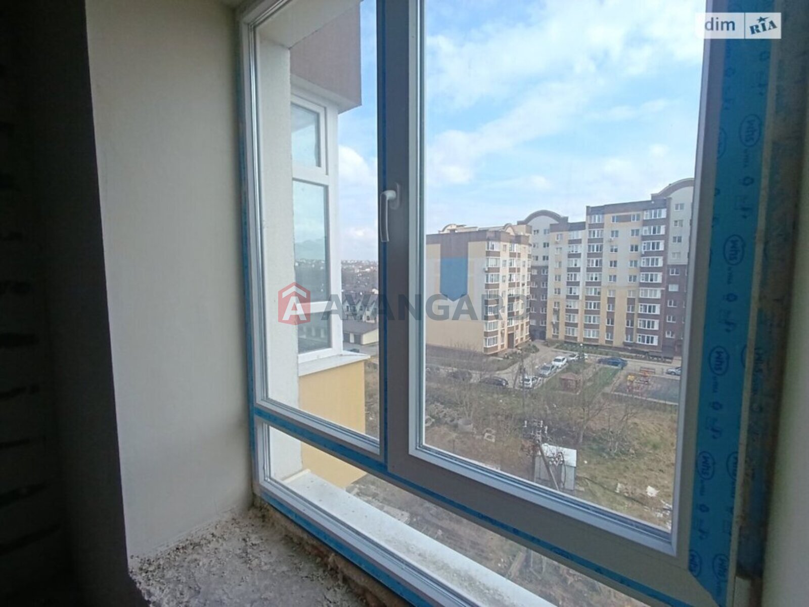 2 ��. ��������, 57/27/11 ��. �., 6/10 ������ ���� 1