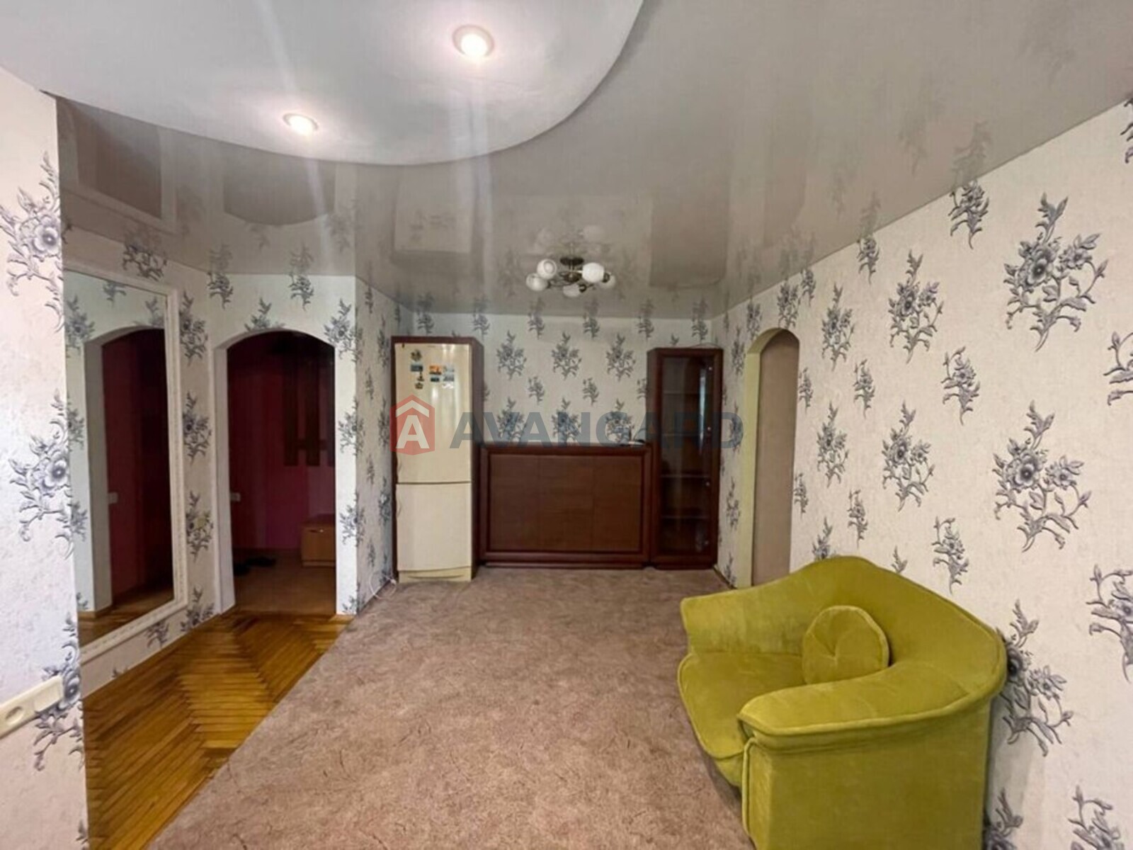 3 ��. ��������, 57/-/6 ��. �., 3/5 ������ ���� 4