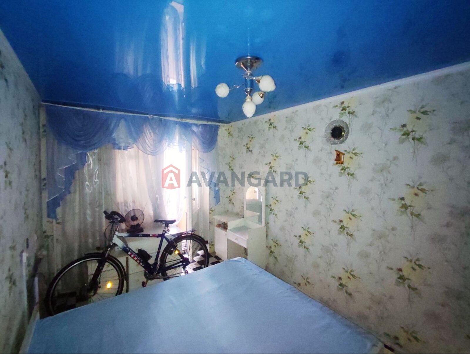 2 . , 52/28/7 . ., 8/9   3