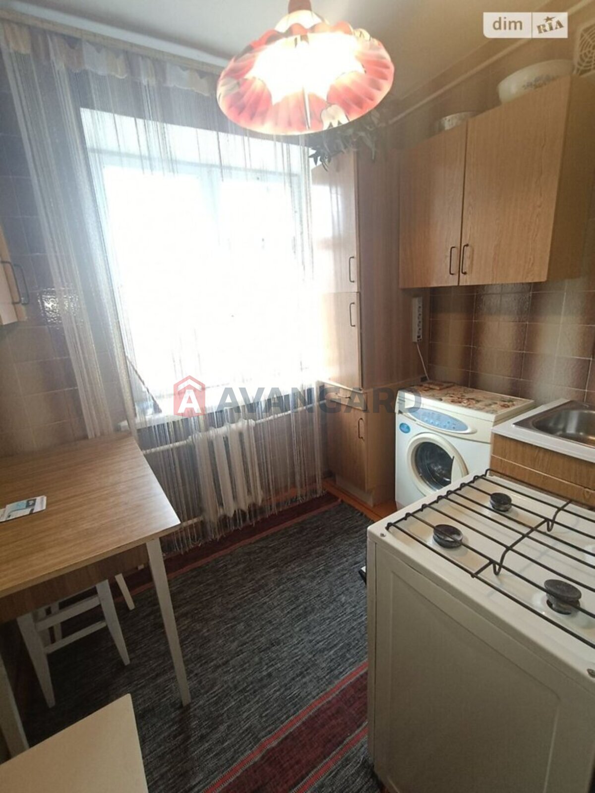 2 ��. ��������, 44/30/- ��. �., 5/5 ������ ���� 9