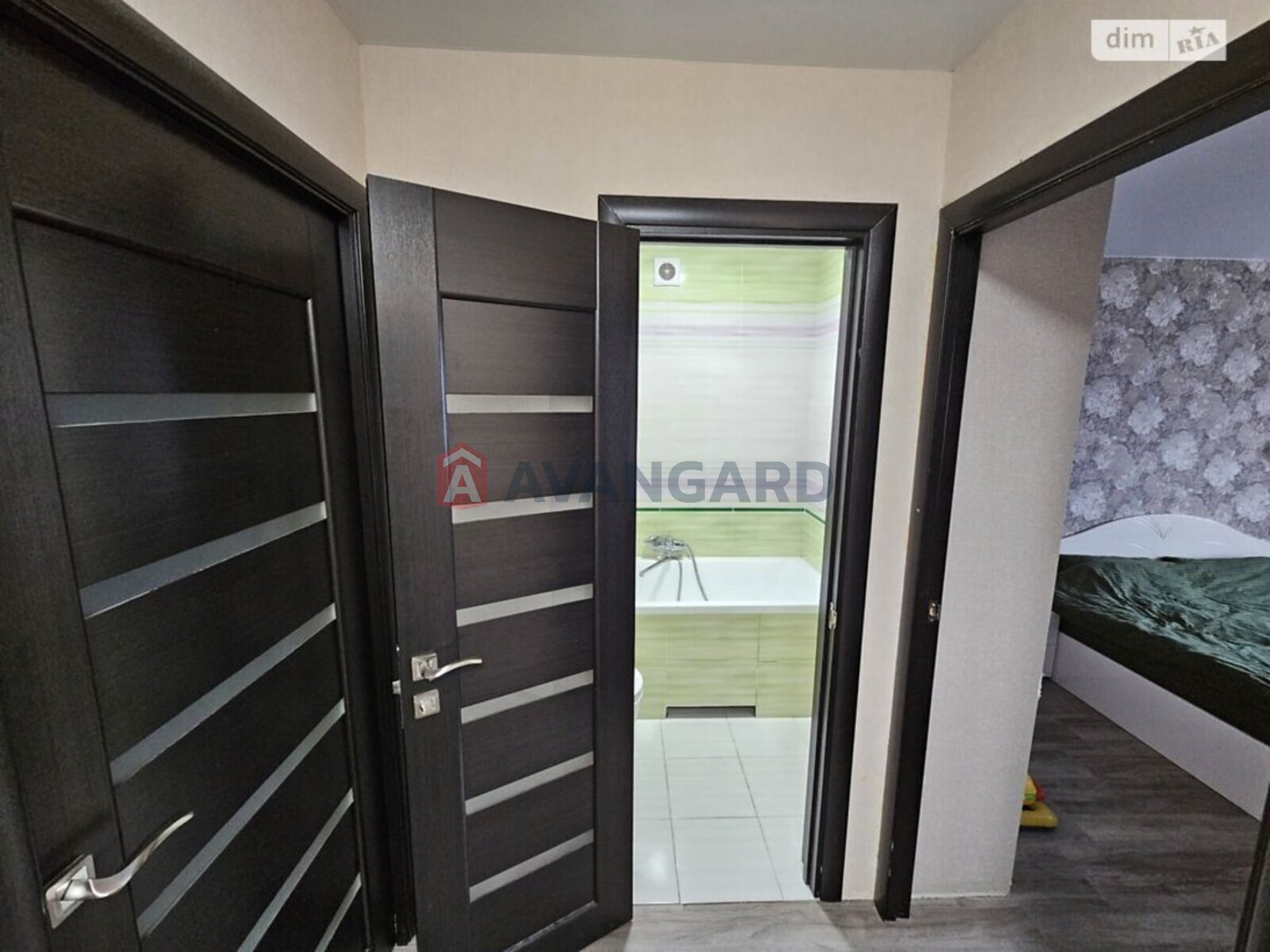 3 . , 83/45/15 . ., 10/11   25