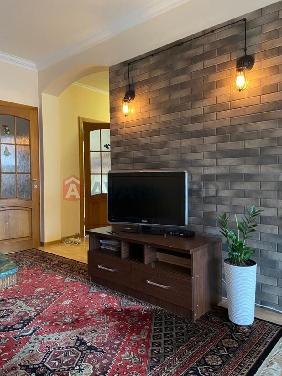 4 ��. ��������, 90/63/14 ��. �., 3/4 ������ ���� 11