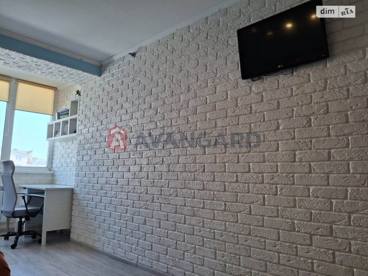 1 ����. ��������, 49/24/14 ��. �., 2/12 ���� ���� 3