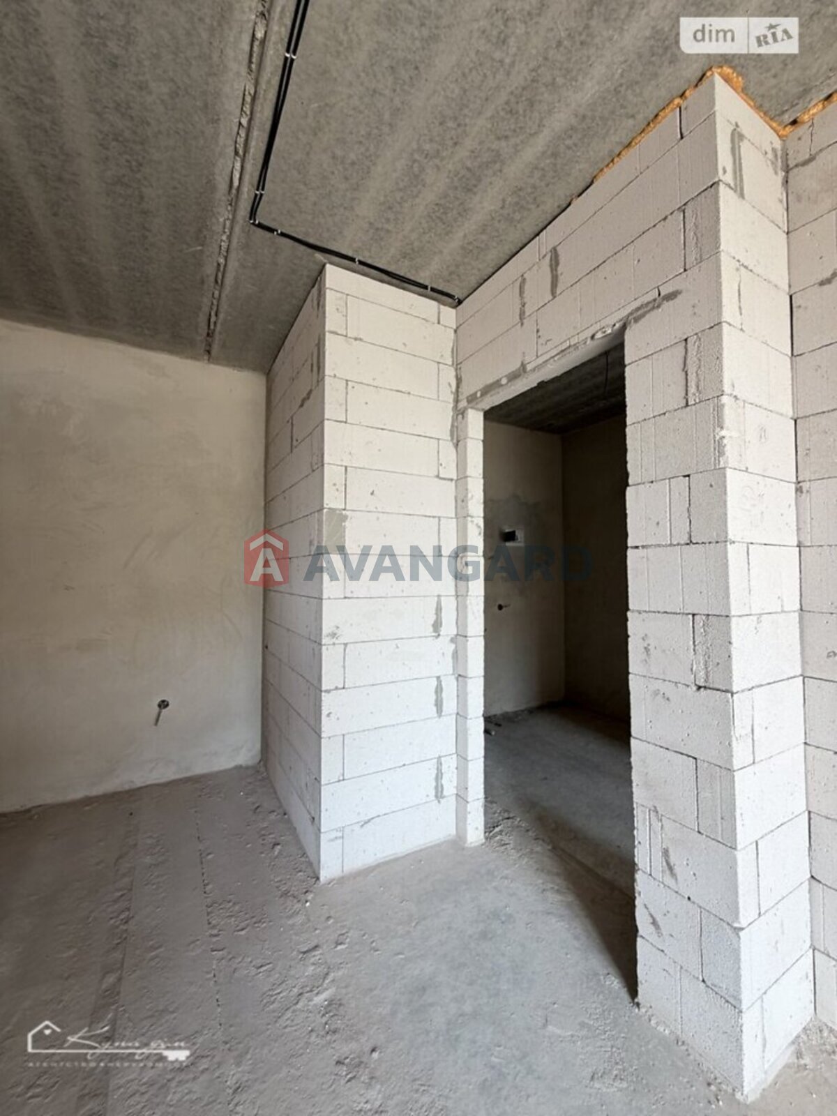 2 ��. ��������, 68/49/14 ��. �., 8/10 ������ ���� 5