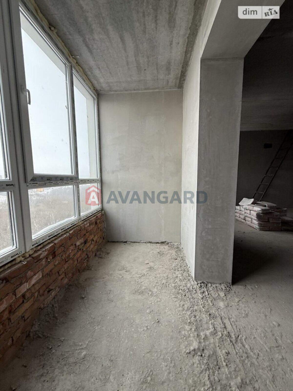 2 ��. ��������, 96/-/- ��. �., 9/10 ������ ���� 4