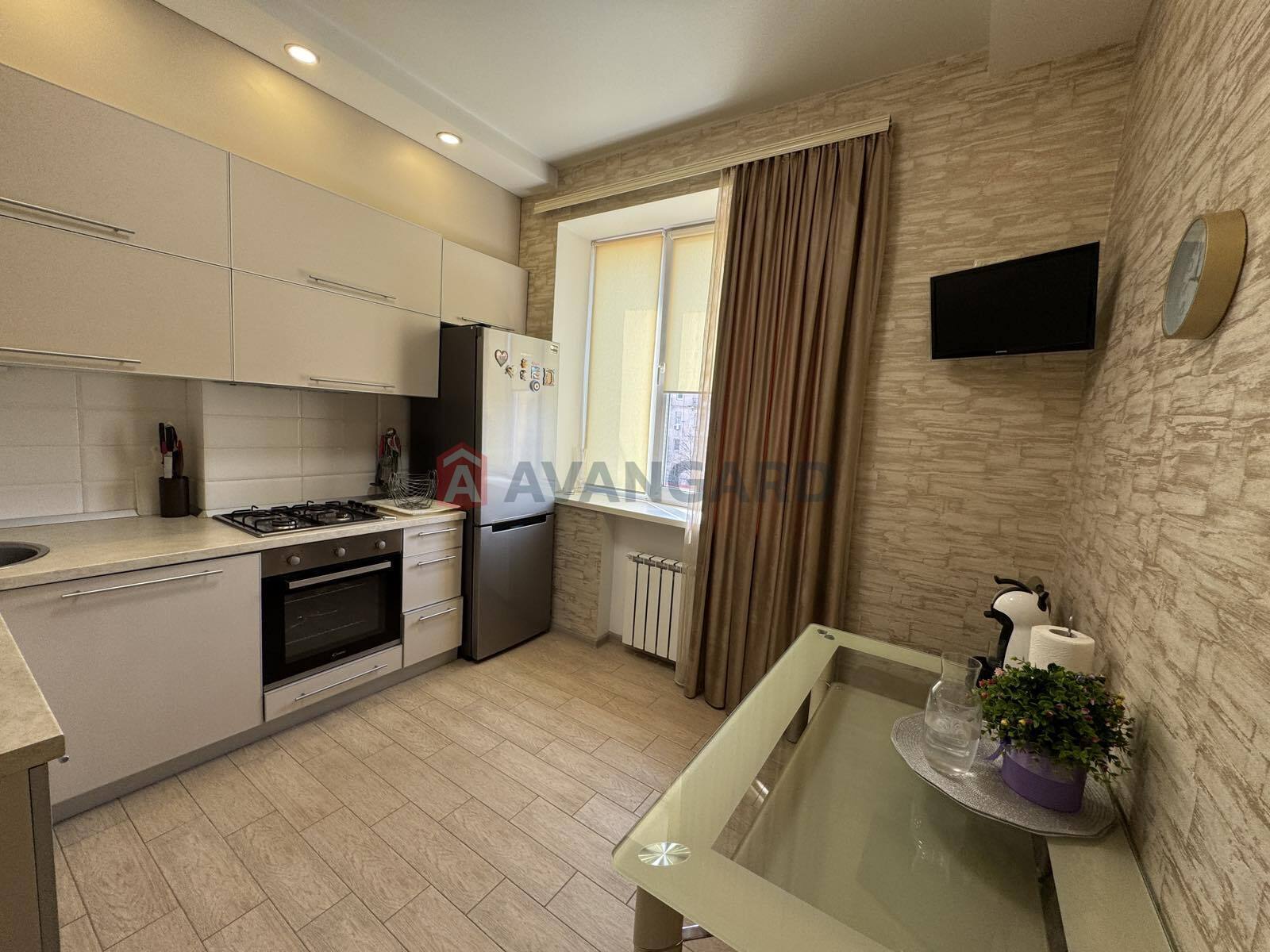 2 ����. ��������, 55,2/32,7/9 ��. �., 4/5 ���� ���� 6