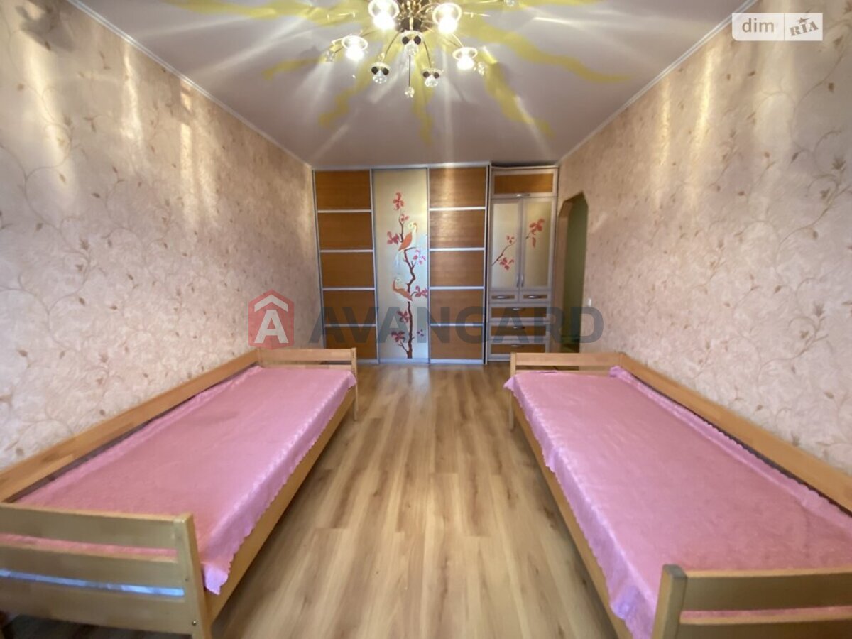 3 . , 66/42/9 . ., 6/9   10