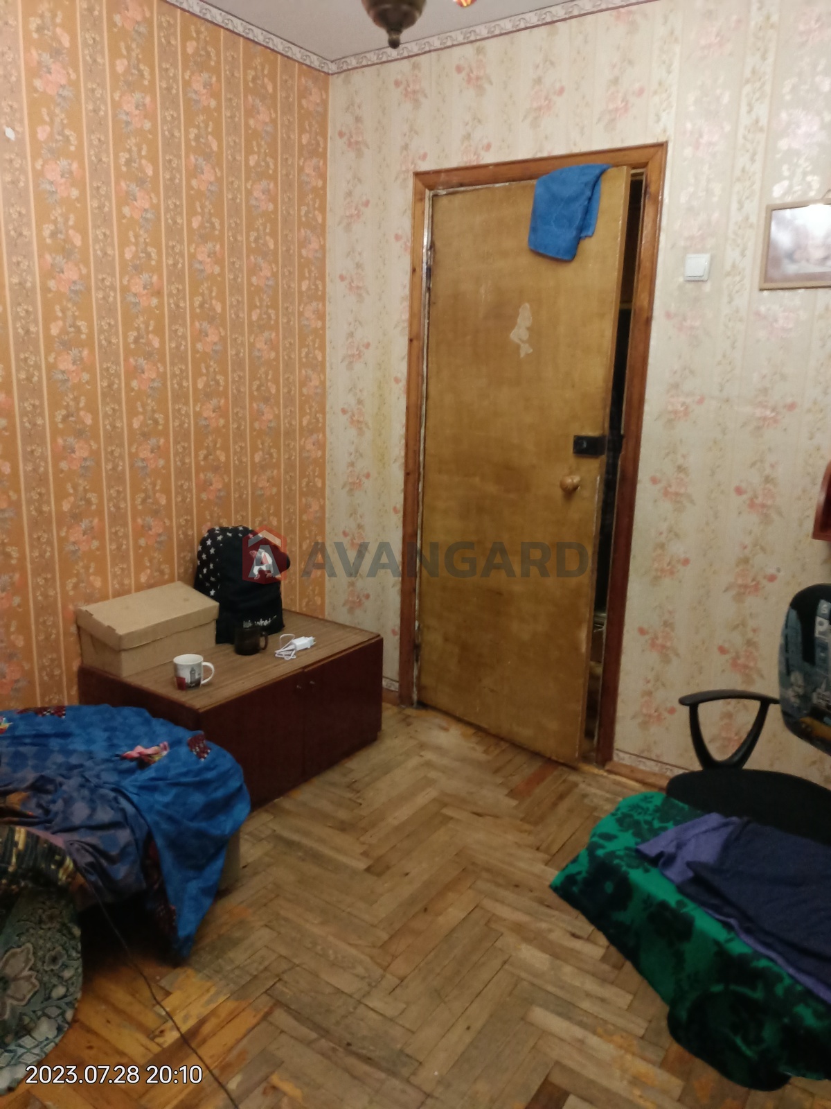 3 ��. ��������, 68/50/8 ��. �., 2/9 ������ ���� 6