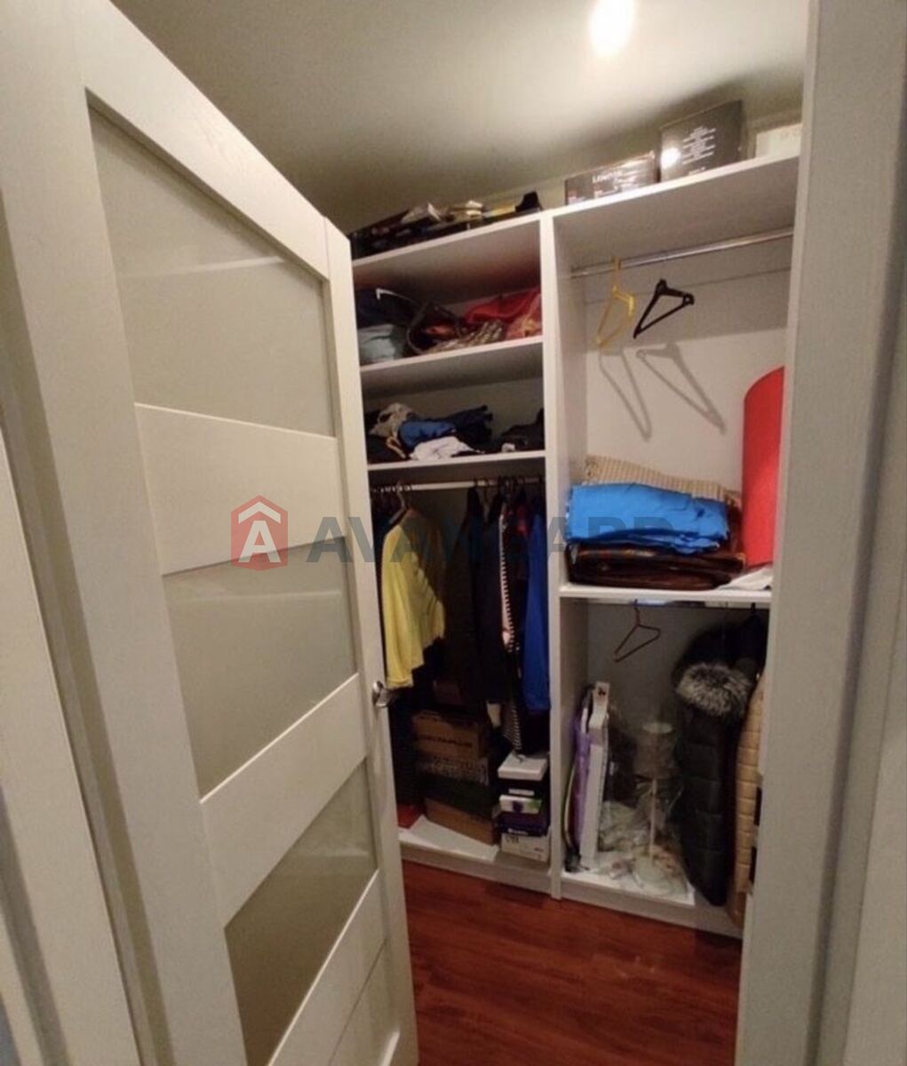 3 ��. ��������, 70/-/6 ��. �., 8/11 ������ ���� 17