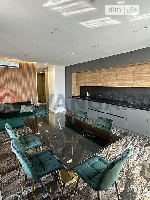 1 ��. ��������, 83/36.2/25 ��. �., 22/25 ������ ���� 18