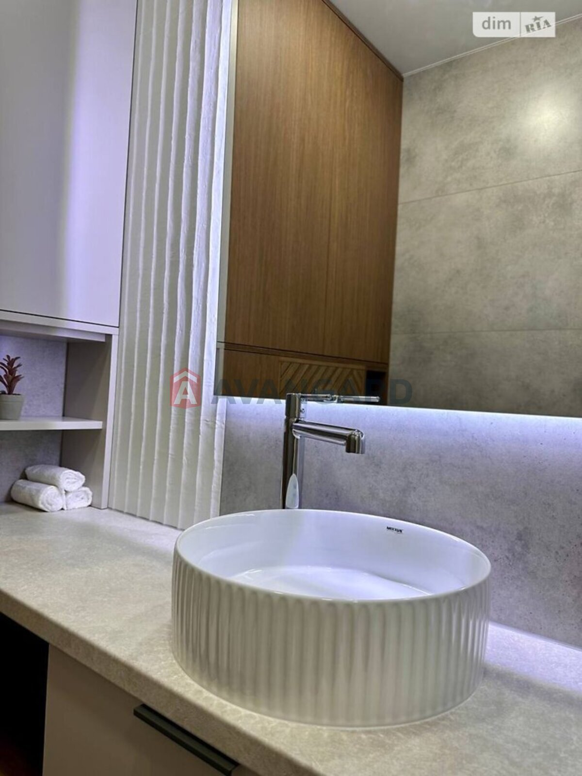 2 ��. ��������, 74/-/- ��. �., 5/11 ������ ���� 17