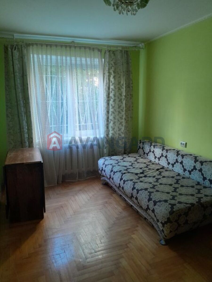 2 . , 50/-/9 . ., 1/9   2