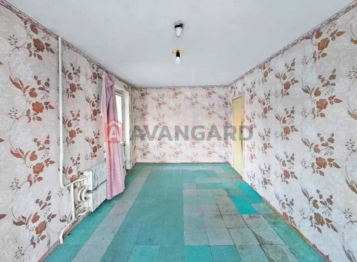 3 ����. ��������, 77/-/10 ��. �., 1/12 ���� ���� 1