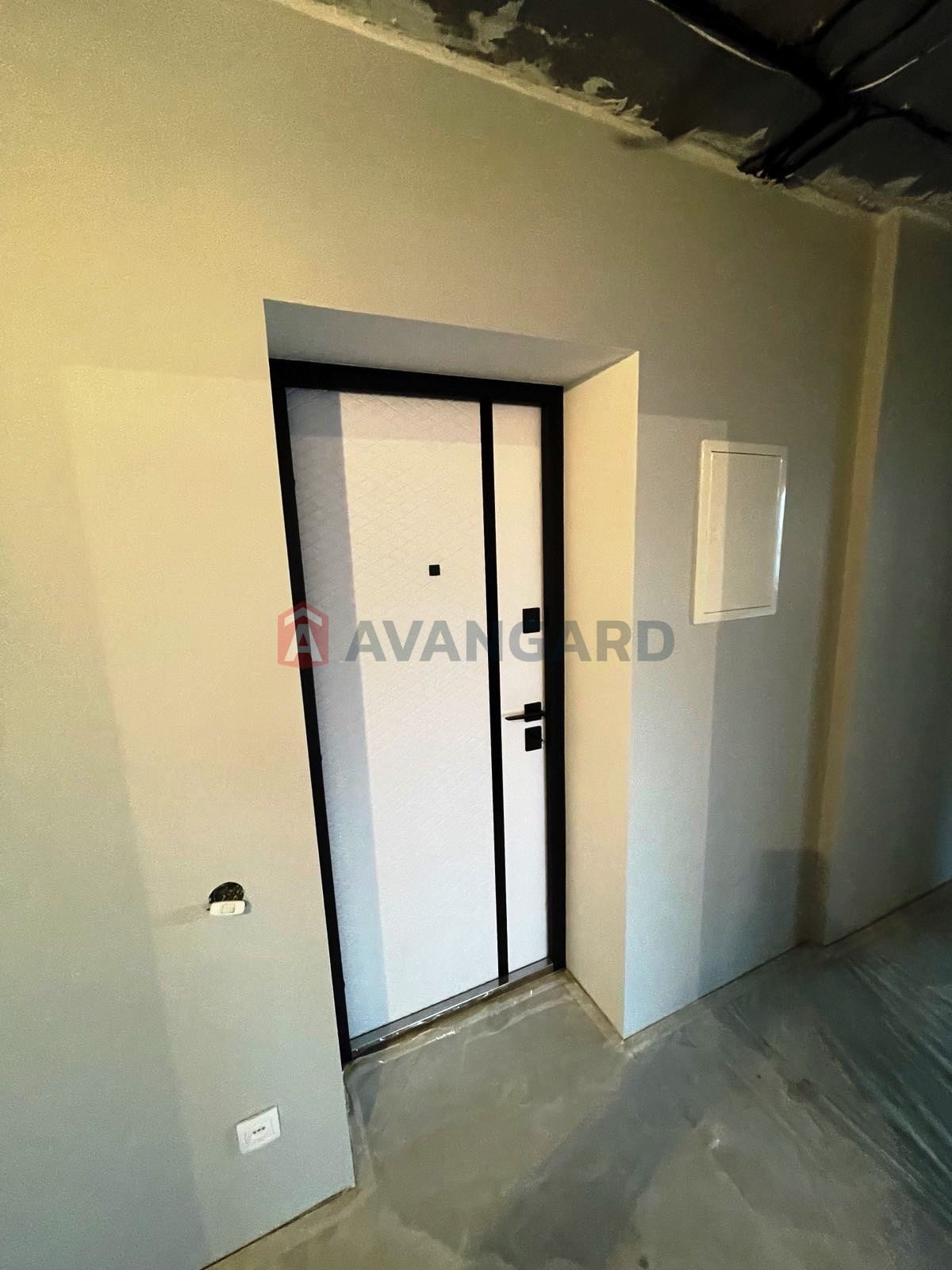 2 ����. ��������, 67/-/13 ��. �., 8/10 ���� ���� 23