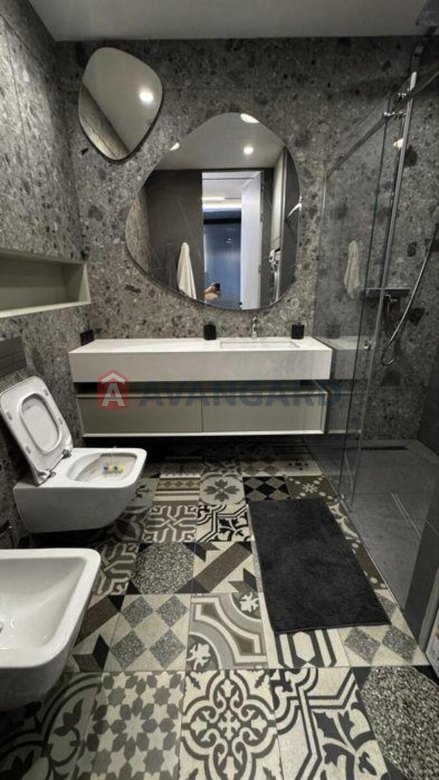 2 ��. ��������, 76/-/23 ��. �., 17/24 ������ ���� 5