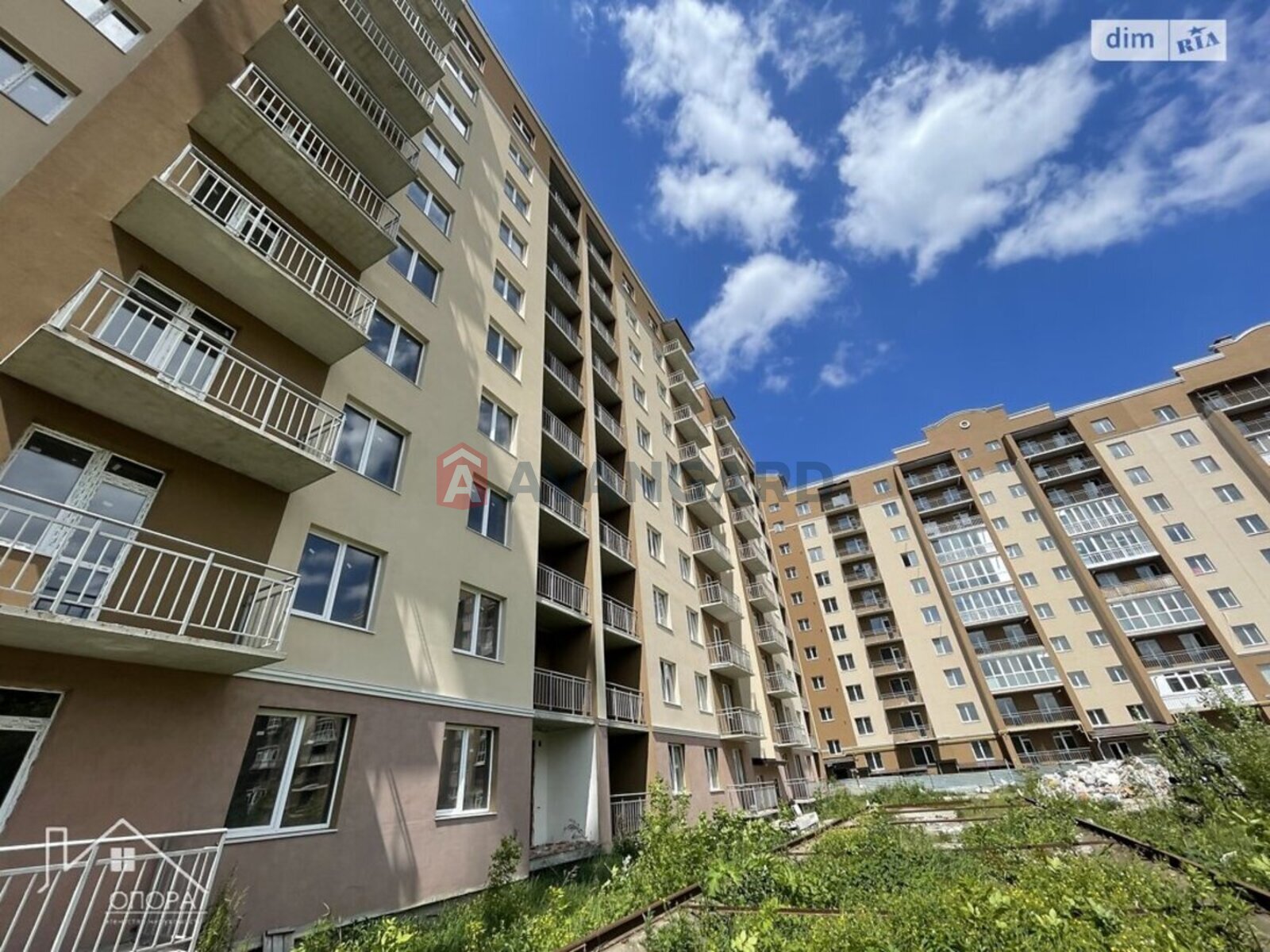 2 ��. ��������, 65/37/9 ��. �., 6/10 ������ ���� 3