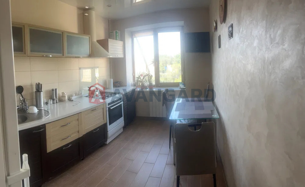 3 . , 67/-/8 . ., 8/9   4