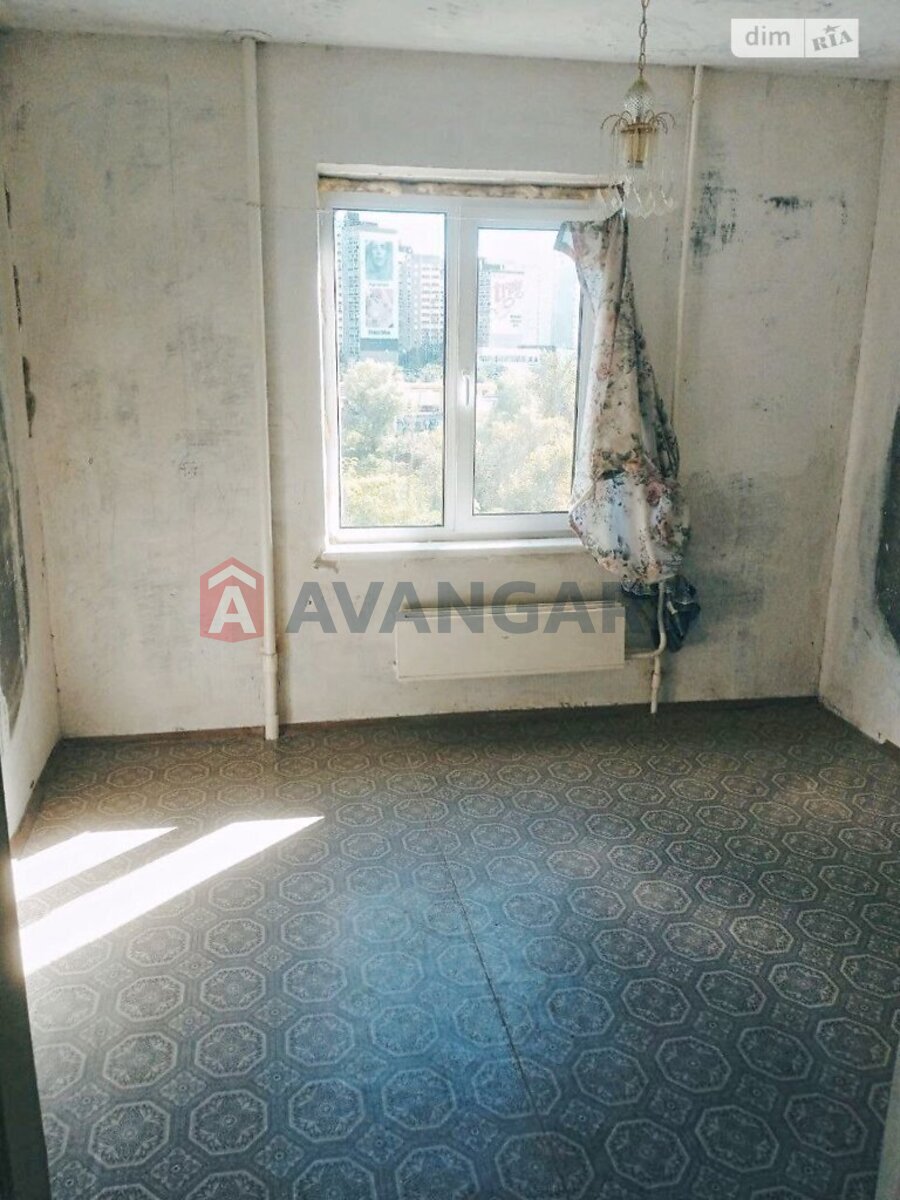 3 ��. ��������, 78/41/8 ��. �., 4/15 ������ ���� 13