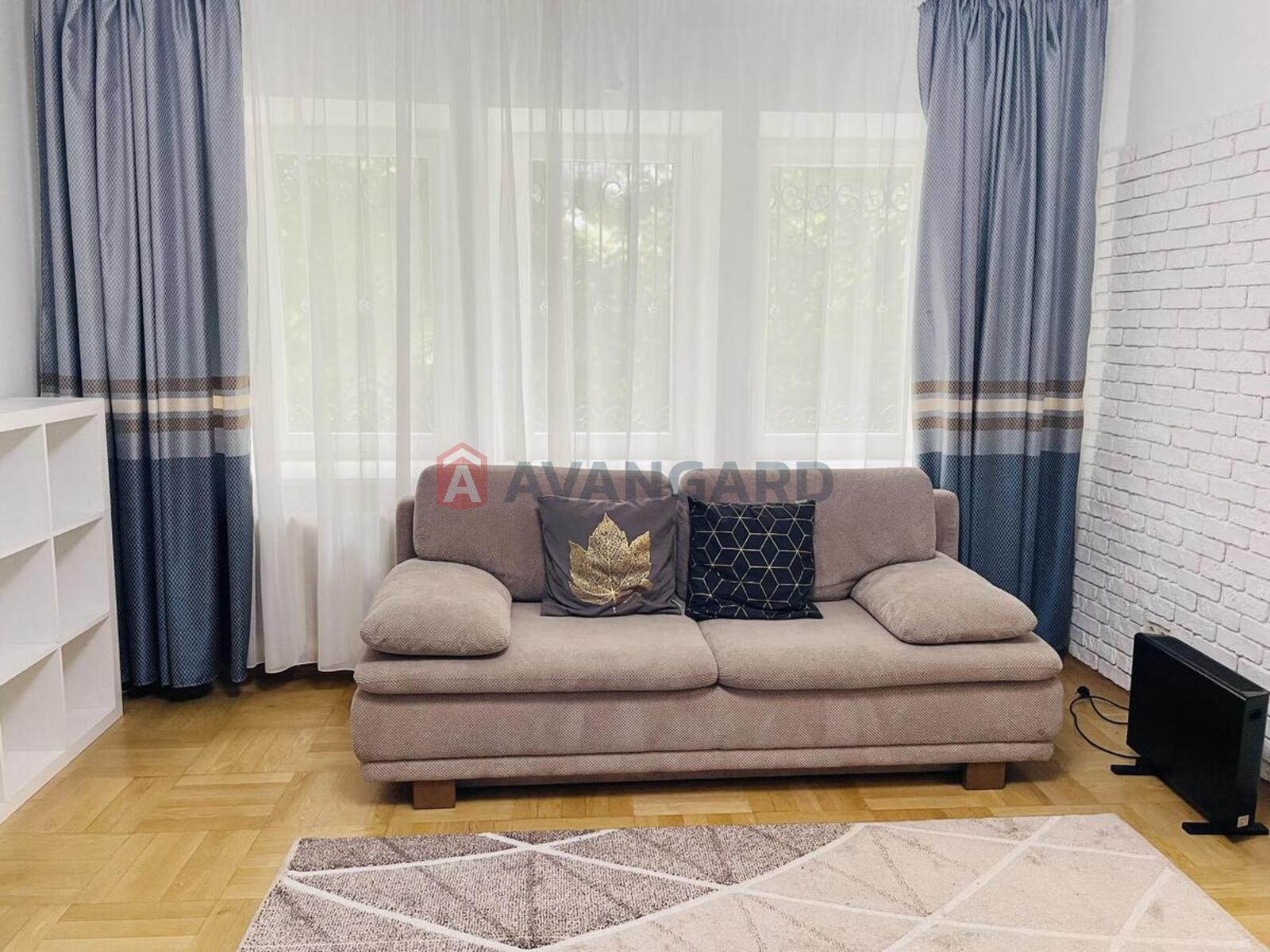 1 ��. ��������, 51/23/10 ��. �., 1/18 ������ ���� 1