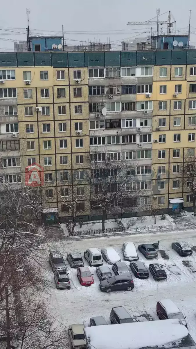 3 ��. ��������, 72/-/10 ��. �., 10/10 ������ ���� 1