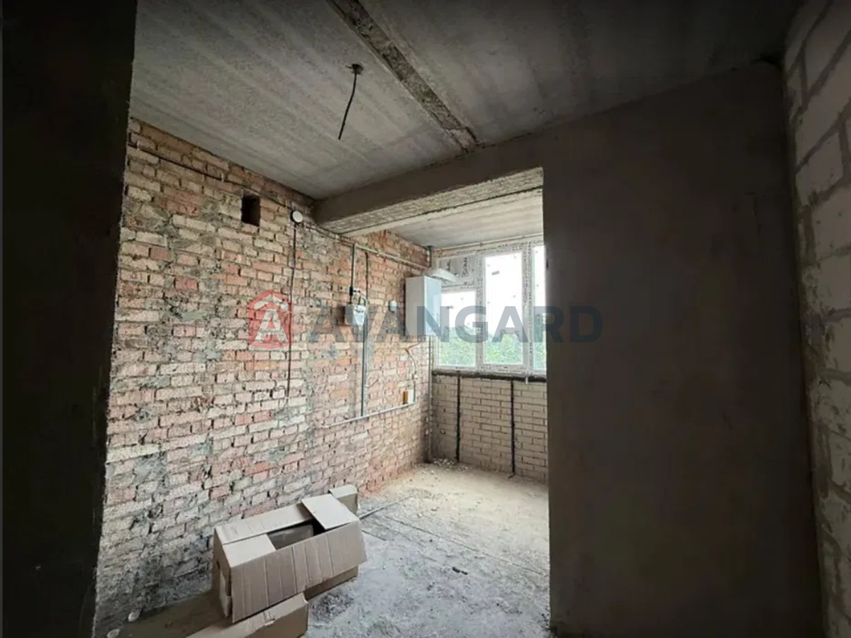 1 ��. ��������, 41/-/10 ��. �., 4/5 ������ ���� 9