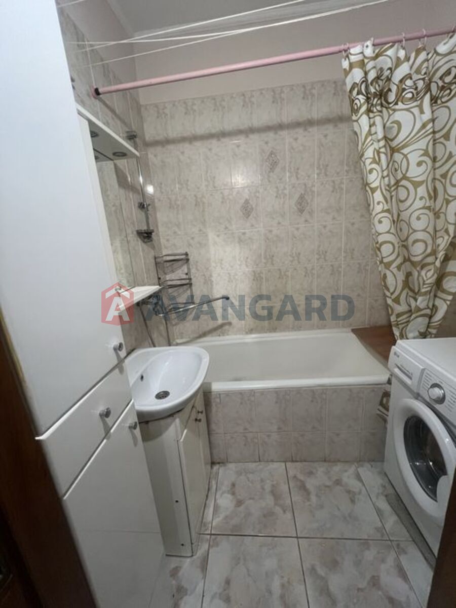 2 . , 56/-/7 . ., 2/4   10