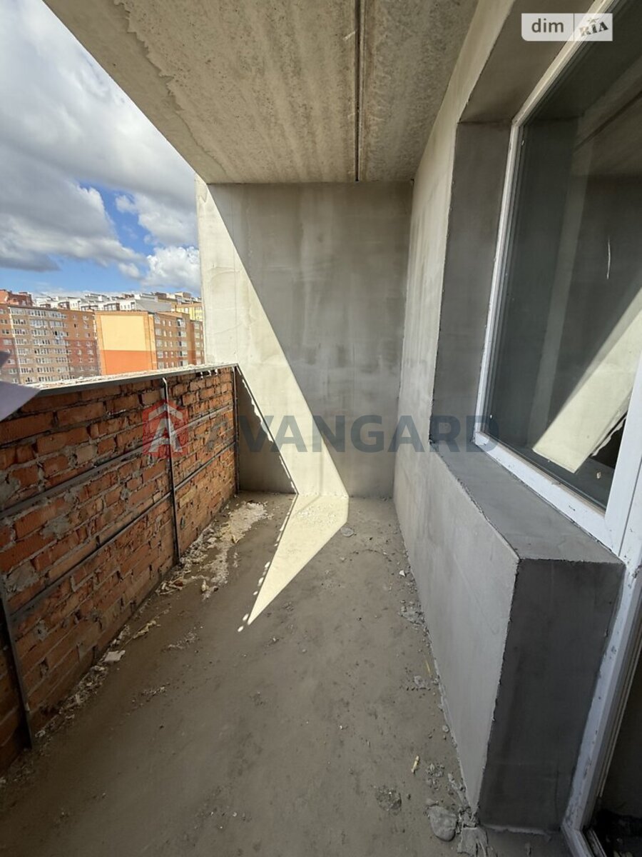 2 ��. ��������, 81/40/17 ��. �., 6/9 ������ ���� 12