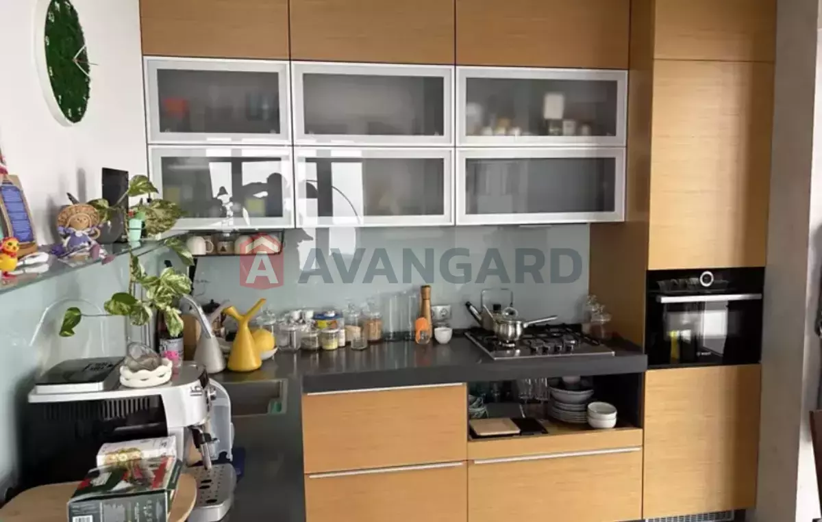 3 ��. ��������, 92/-/- ��. �., 11/11 ������ ���� 1