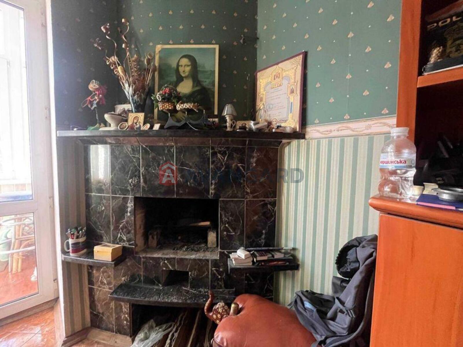 4 ��. ��������, 140/-/12 ��. �., 4/4 ������ ���� 6