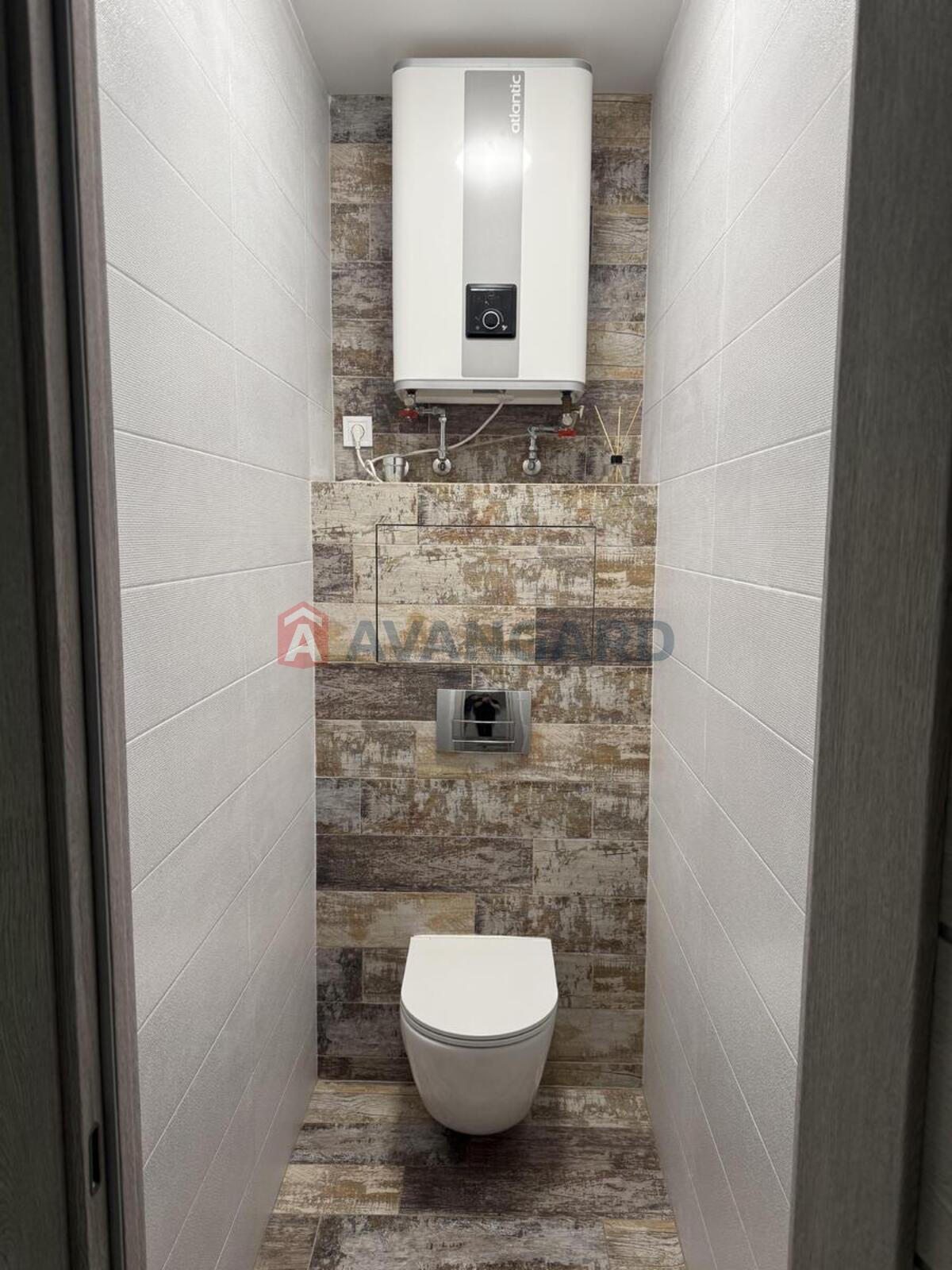 2 ��. ��������, 66/36/10 ��. �., 9/23 ������ ���� 13