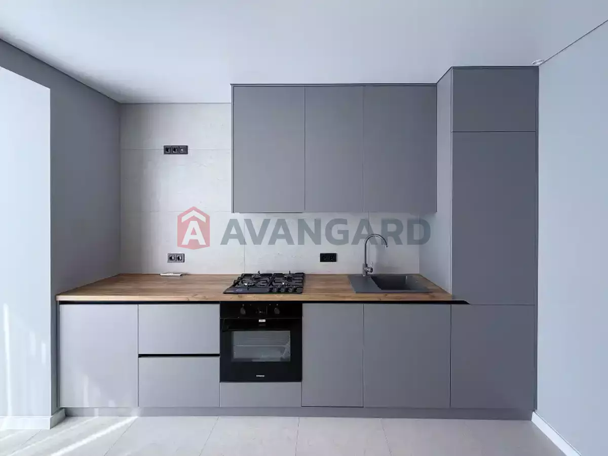 1 ��. ��������, 42/-/18 ��. �., 9/10 ������ ���� 1