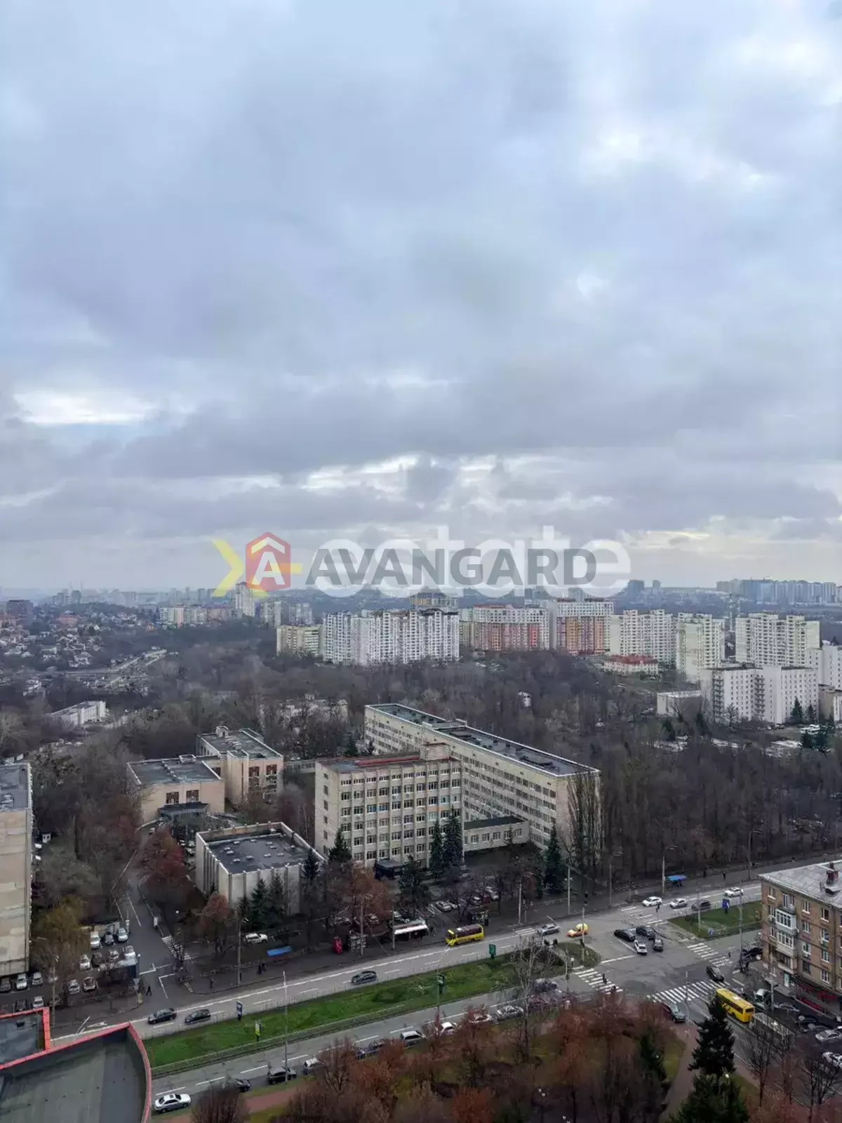 3 ��. ��������, 89/47/19 ��. �., 23/26 ������ ���� 7