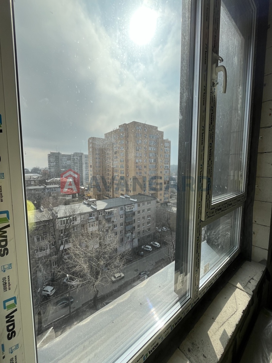 3 ��. ��������, 135/125/10 ��. �., 9/10 ������ ���� 8