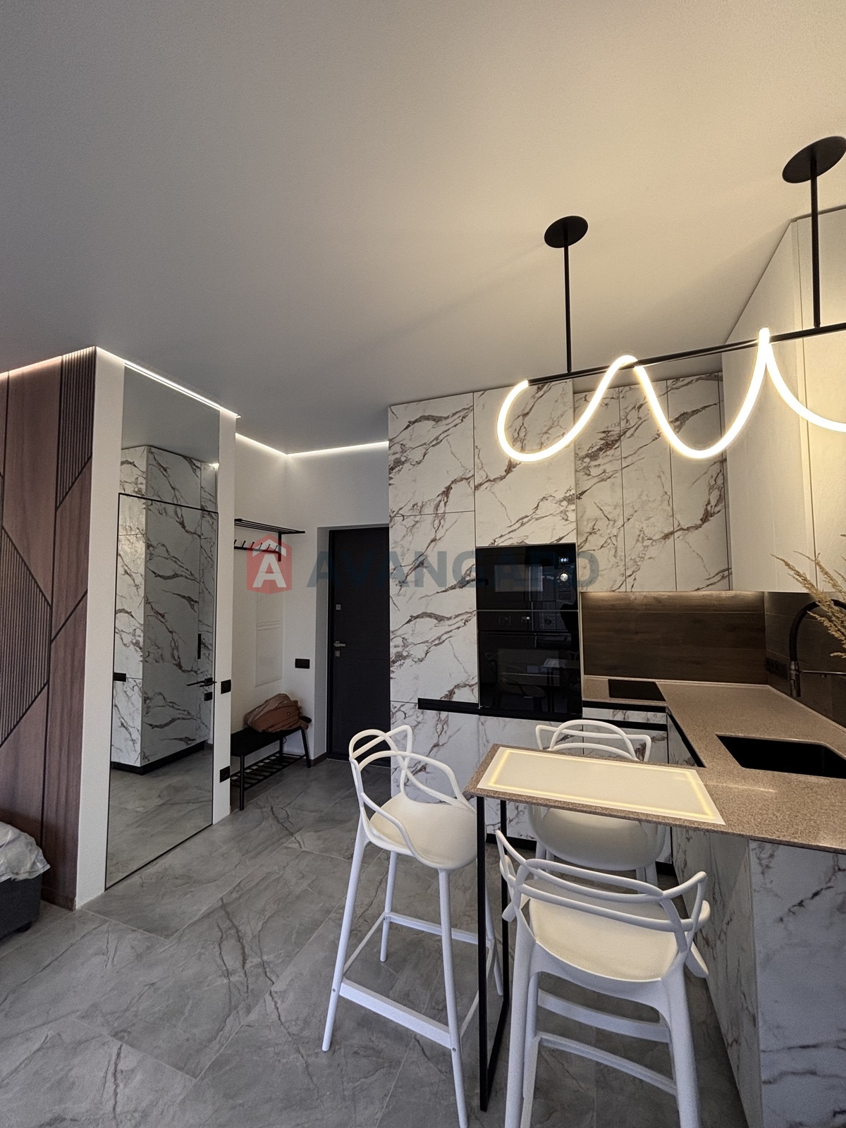 1 ��. ��������, 29.6/26.2/3.4 ��. �., 7/8 ������ ���� 3