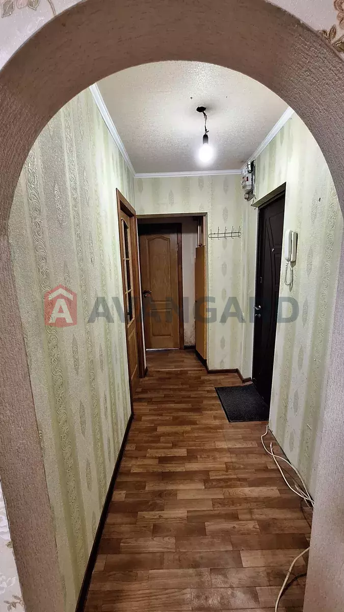 2 . , 49/-/6 . ., 1/9   9