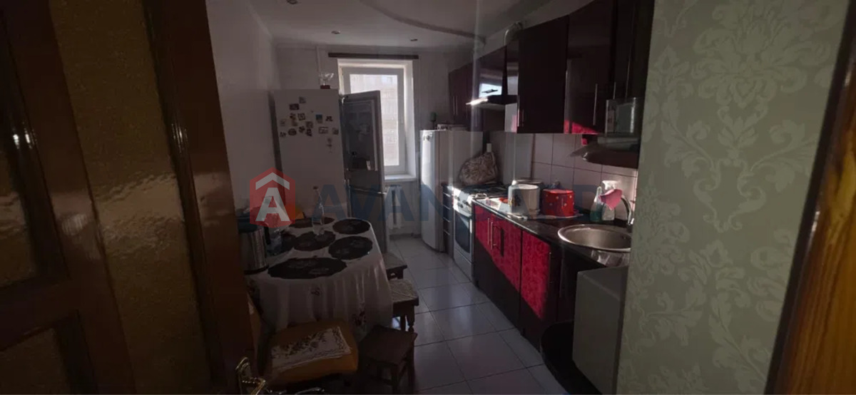 3 ��. ��������, 61/-/8 ��. �., 7/9 ������ ���� 1