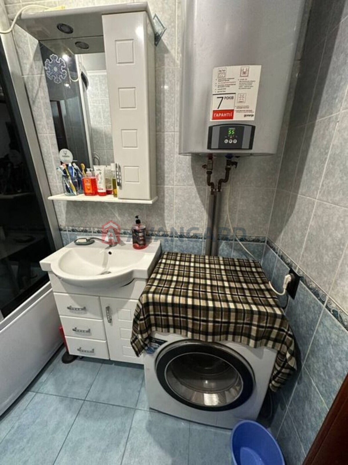 2 . , 78/-/16 . ., 8/11   6