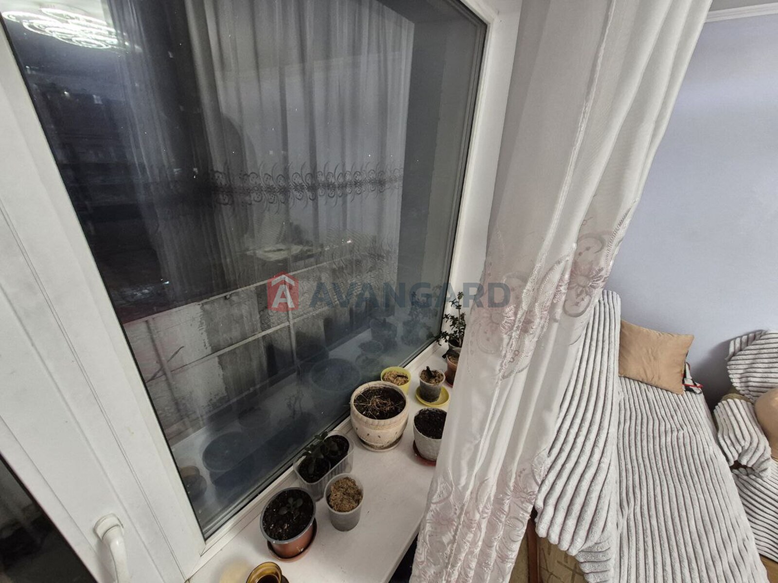 3 ��. ��������, 70/-/7 ��. �., 5/9 ������ ���� 16