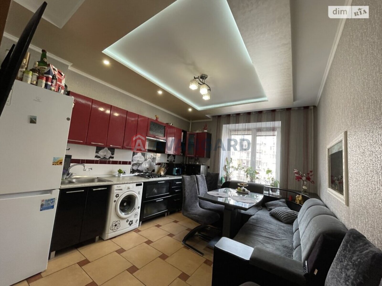 1 ��. ��������, 45/19/15 ��. �., 8/12 ������ ���� 17