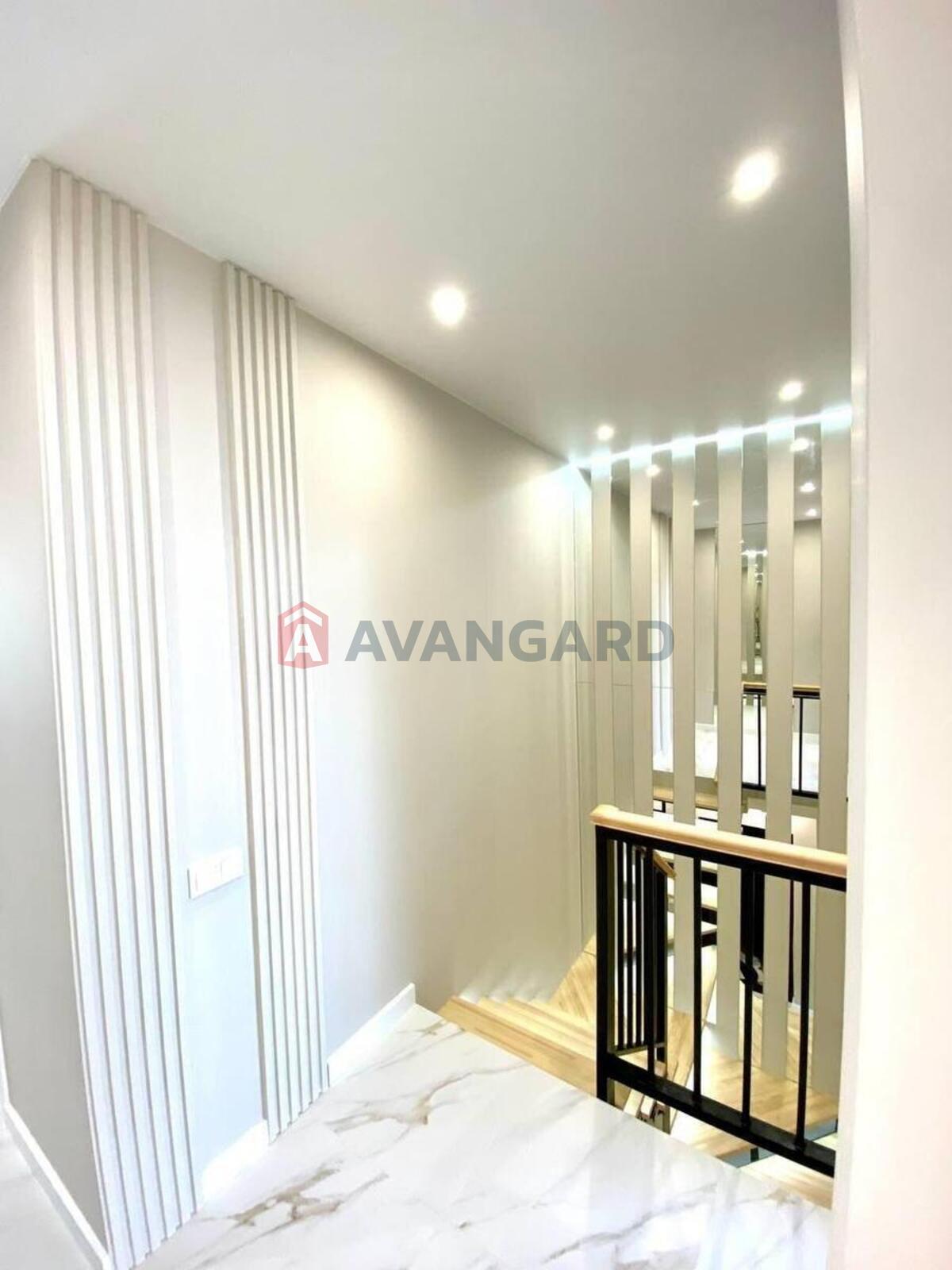 2 ��. ��������, 62/18/18 ��. �., 9/10 ������ ���� 2