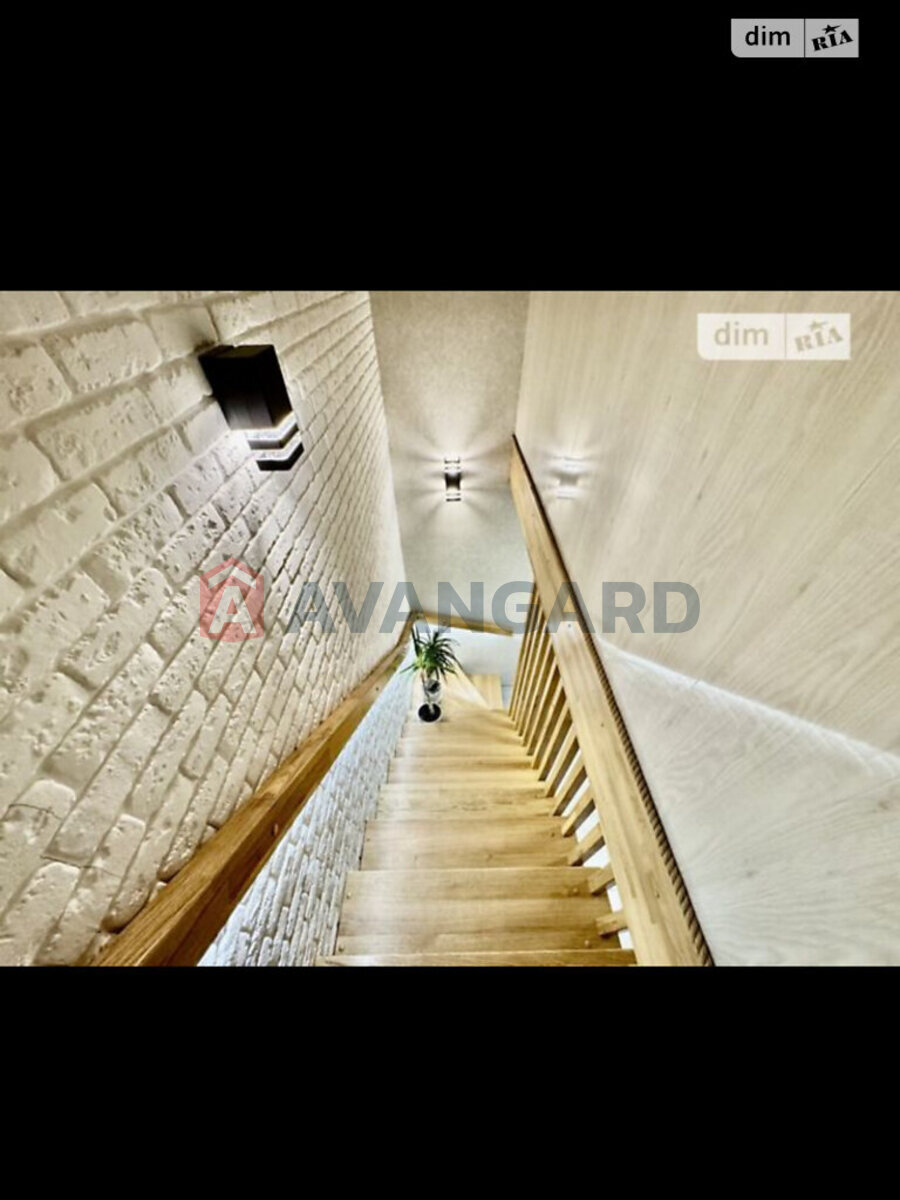 3 ��. ��������, 140/85/20 ��. �., 3/3 ������ ���� 12