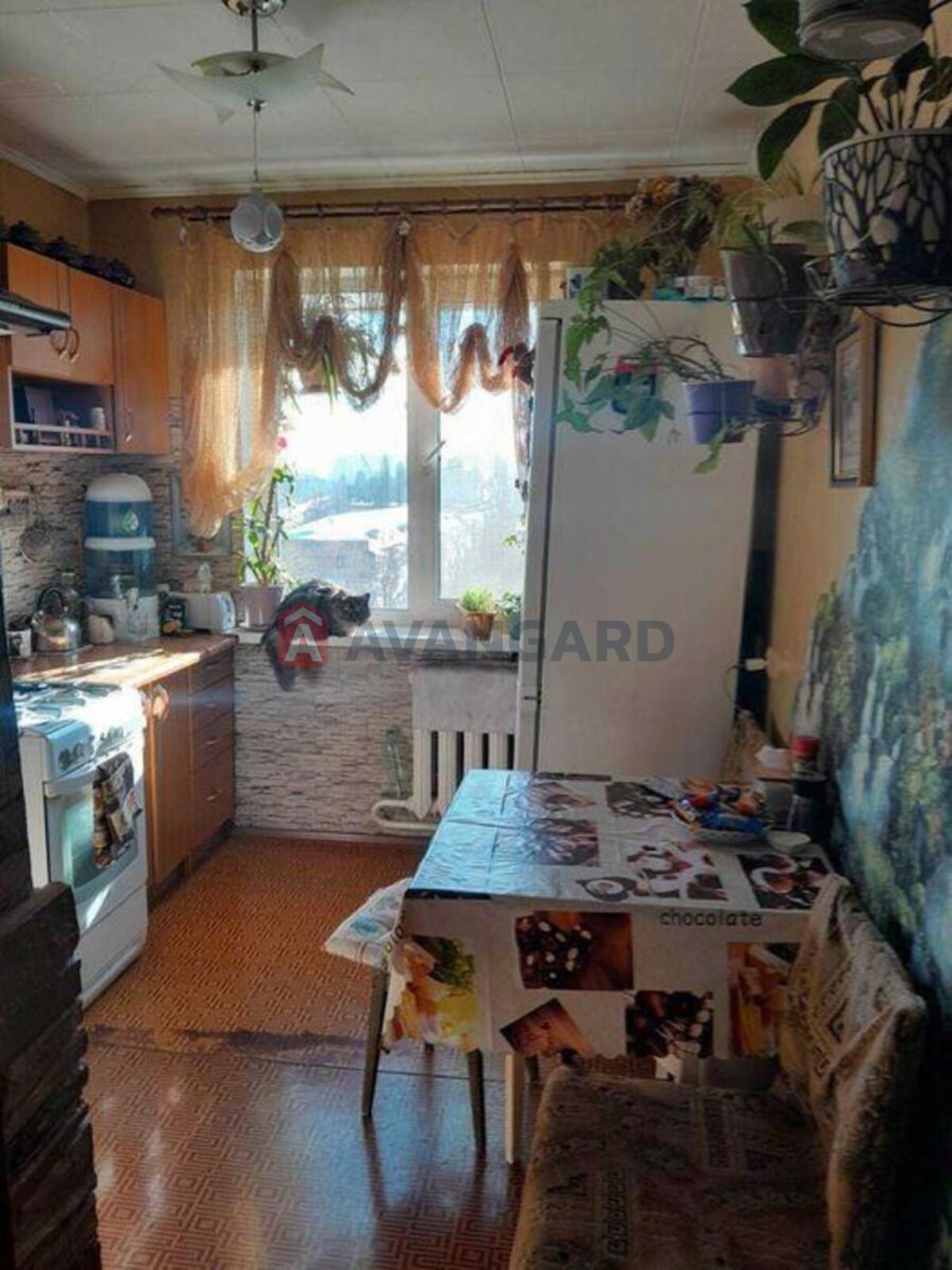 2 ����. ��������, 47/-/7 ��. �., 9/9 ���� ���� 10