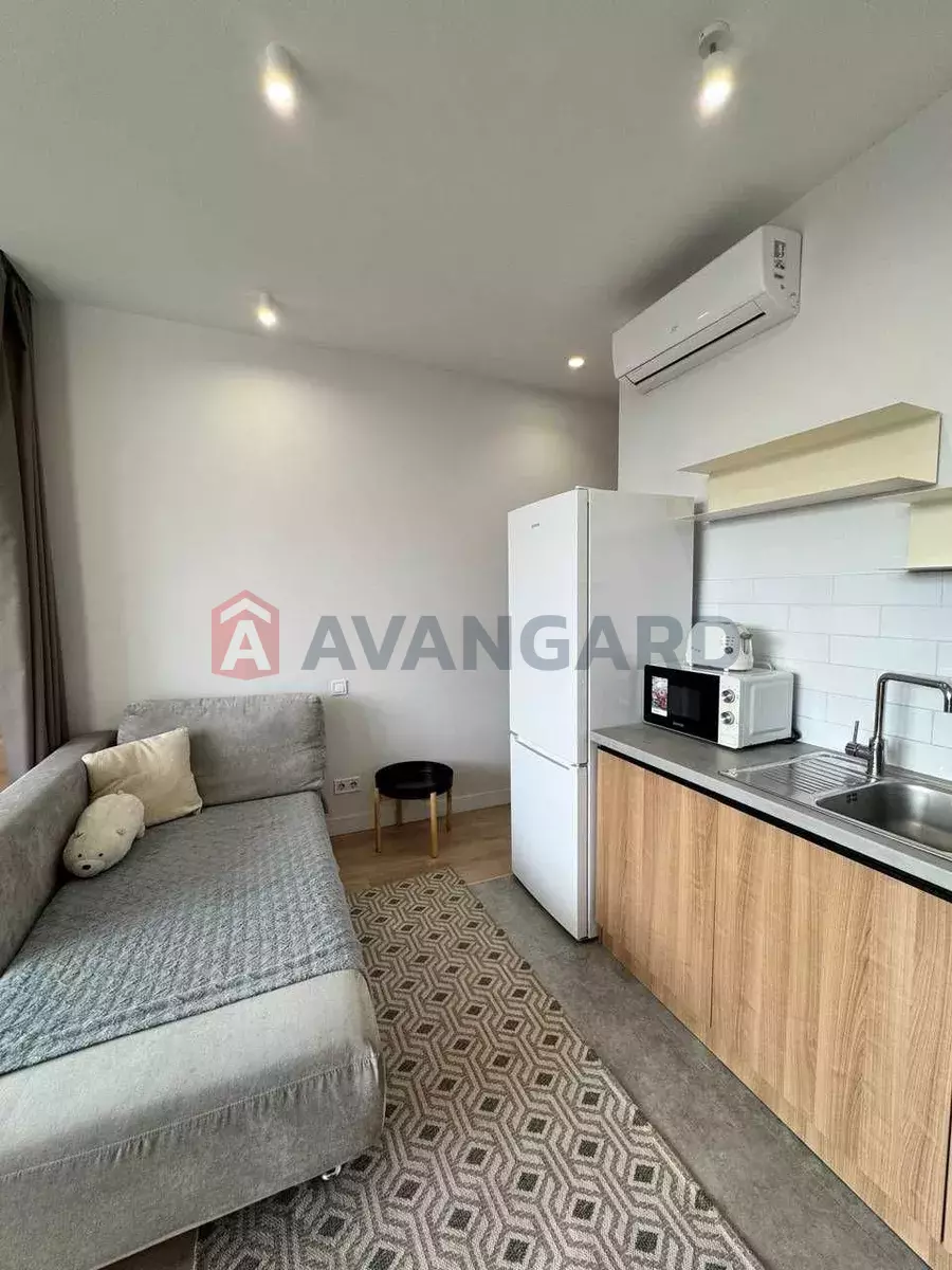 1 . , 37/-/17 . ., 5/21   3