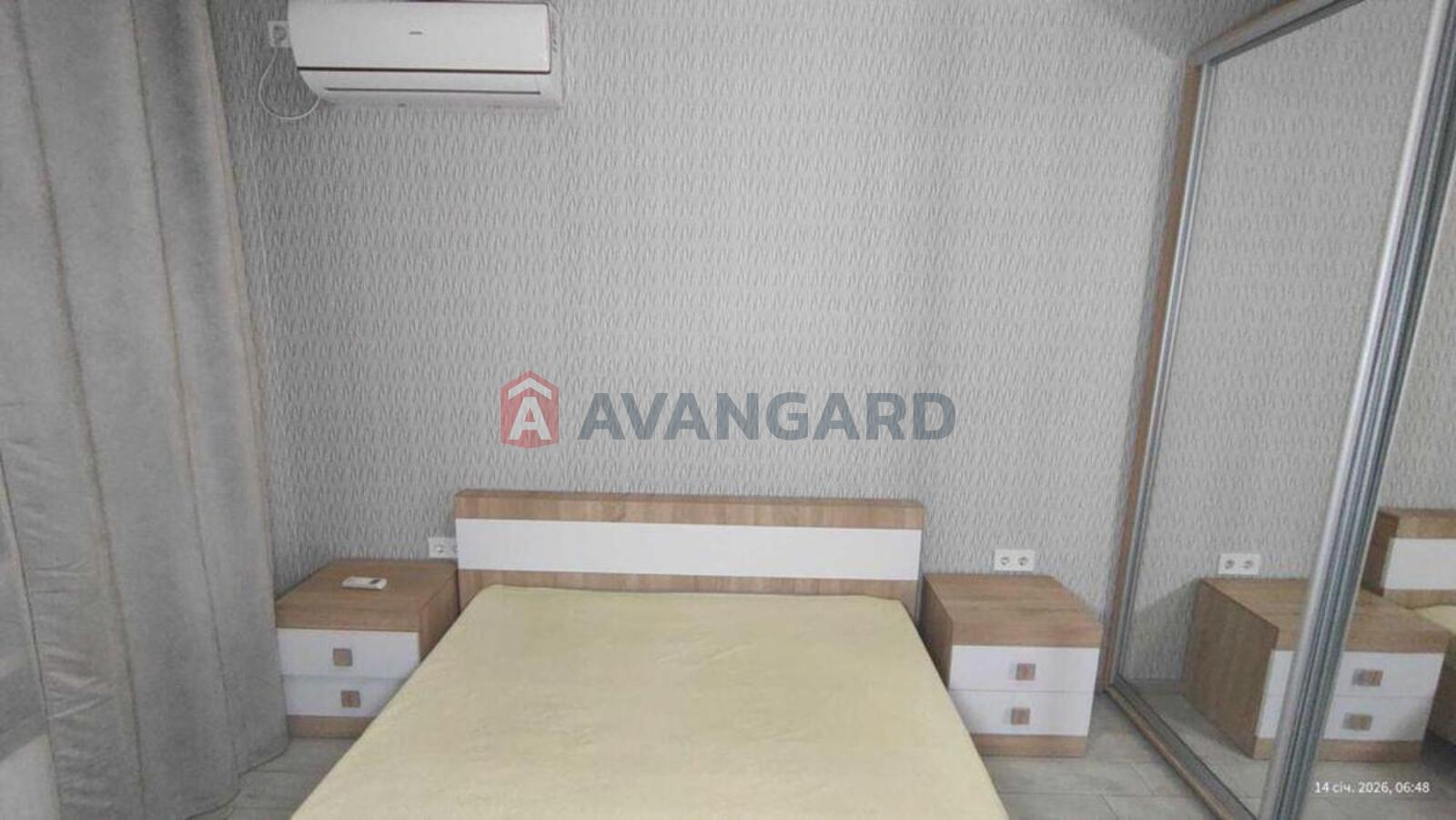 1 ��. ��������, 35/-/8 ��. �., 3/4 ������ ���� 1