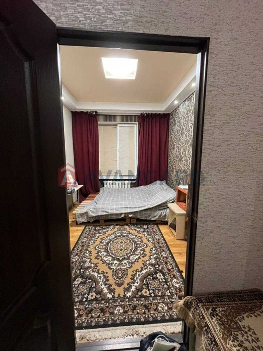 4 . , 71/-/10 . ., 1/2   6