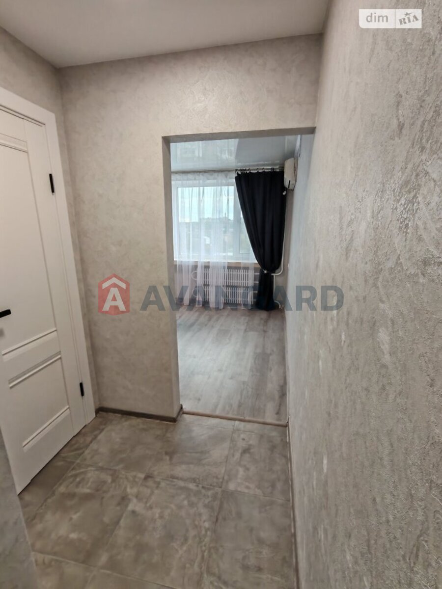 1 ��. ��������, 26/17/- ��. �., 8/9 ������ ���� 9