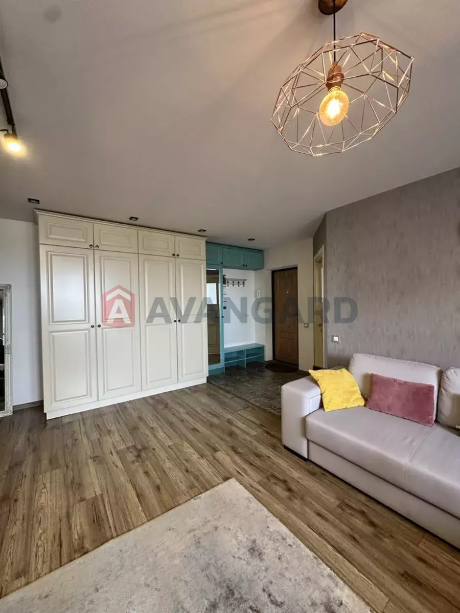 3 ��. ��������, 69/-/8 ��. �., 9/9 ������ ���� 11