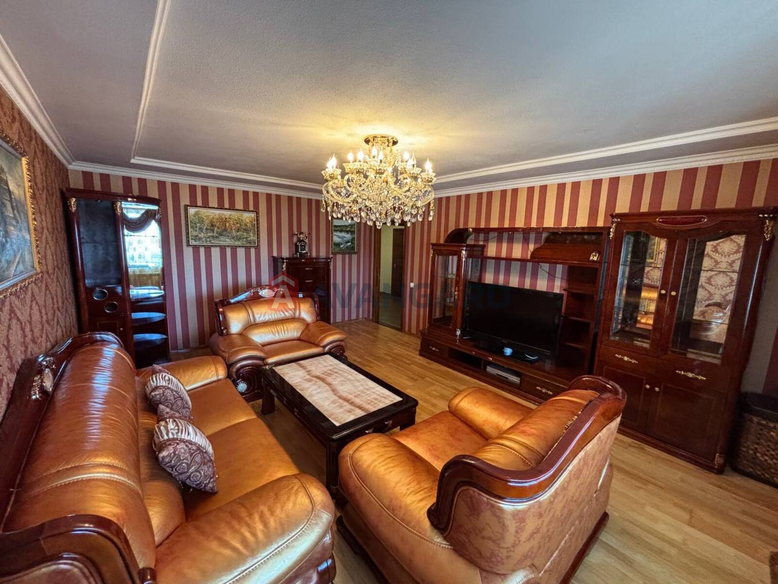 3 ����. ��������, 122/-/15 ��. �., 10/11 ���� ���� 14