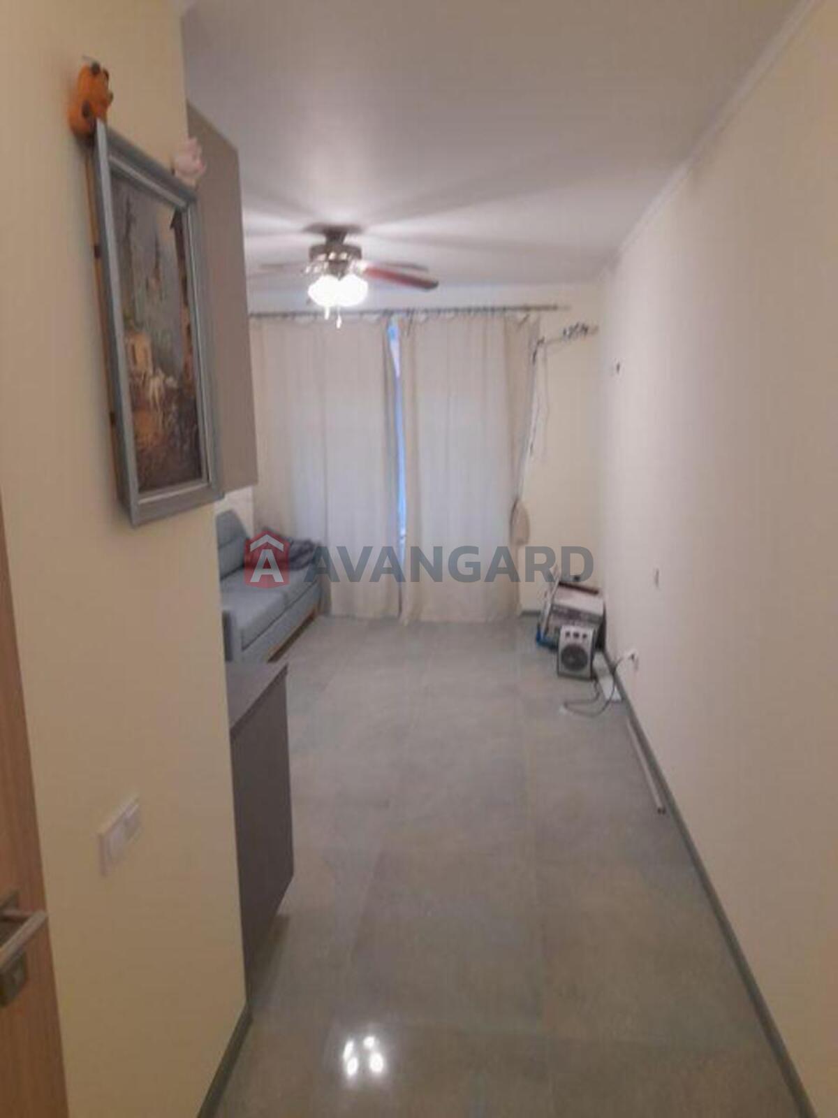 1 ��. ��������, 22/-/7 ��. �., 2/4 ������ ���� 8