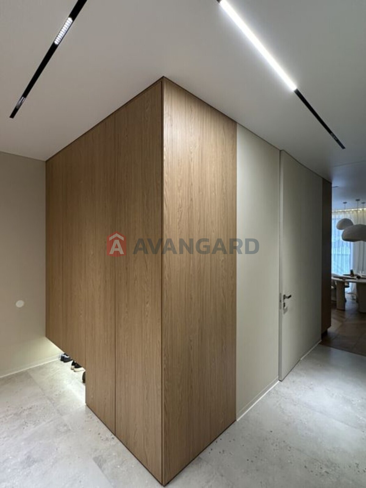 2 ��. ��������, 85/-/40 ��. �., 3/5 ������ ���� 13